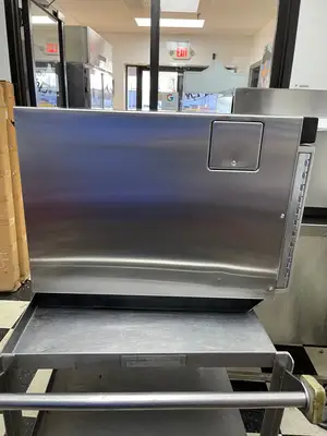 Used Amana Used Amana Menumaster MRC22S2 Commercial Microwave 2200 Watt with Screen 220V Ovens Illinois US | Falcon Restaurant Supply #1376518