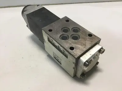 USED REXROTH 4WE6D53/AG24NZ4