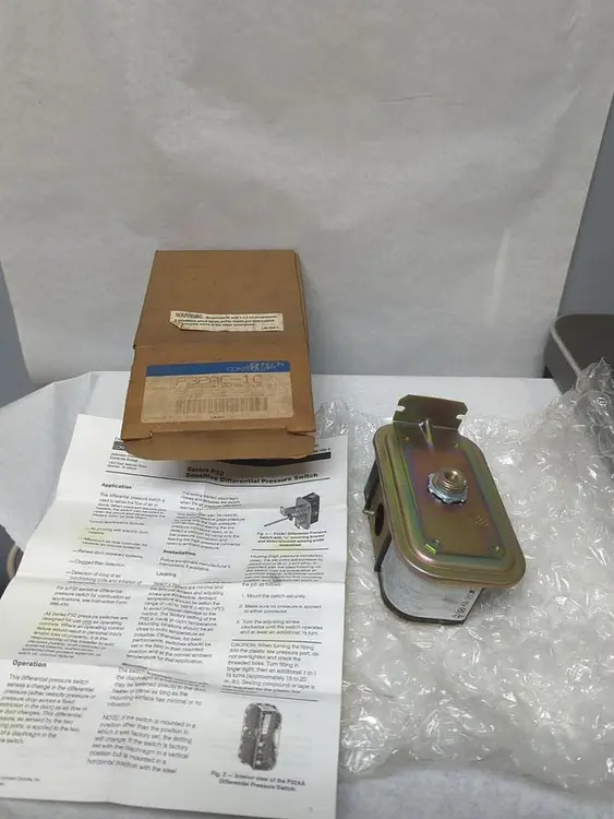 New | in-Stock JOHNSON CONTROLS P32AC-1C Miscellaneous Equipment (Electrical & Power) Ohio US | Surplus Asset Holdings #1235383