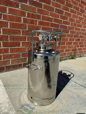 USED ALLOY PRODUCTS 10 LITER STAINLESS STEEL PROCESS / PRESSURE VESSEL 40 PSI