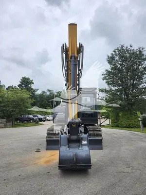 USED 2022 XCMG XE150U