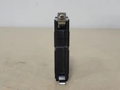 USED SQUARE D QOB115