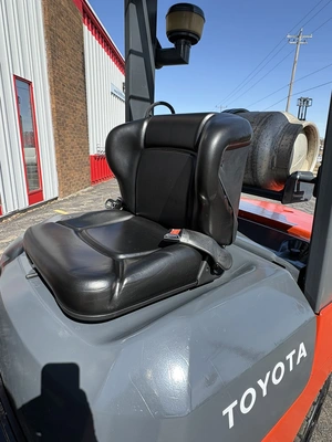 USED 2005 TOYOTA 7FGU25