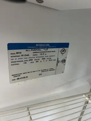 Used BEVERAGE AIR MT35 Display Refrigerators Florida US | BAM Discount Restaurant Equipment #1257156
