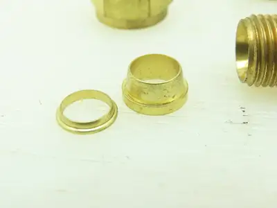 Gyrolok Brass Union Tee Connector Compression Fitting  5/16" Tube OD  LOT OF 12
