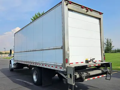 USED 2018 FREIGHTLINER BUSINESS CLASS M2 106