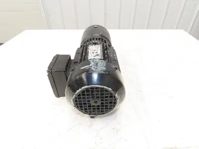 Sew Eurodrive R40DT80K4 Inline Gearmotor 29.36 Reducer 47rpm .33kw 230/400V 3PH