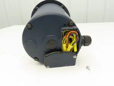 Leeson IronMan BMQ821-10-R-56 Gearmotor 10:1 Reducer .5Hp 172rpm 230/460V 56C RH