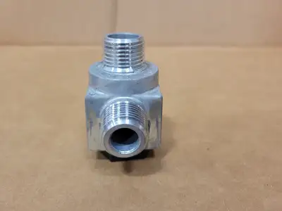 NEW CATERPILLAR 1353996