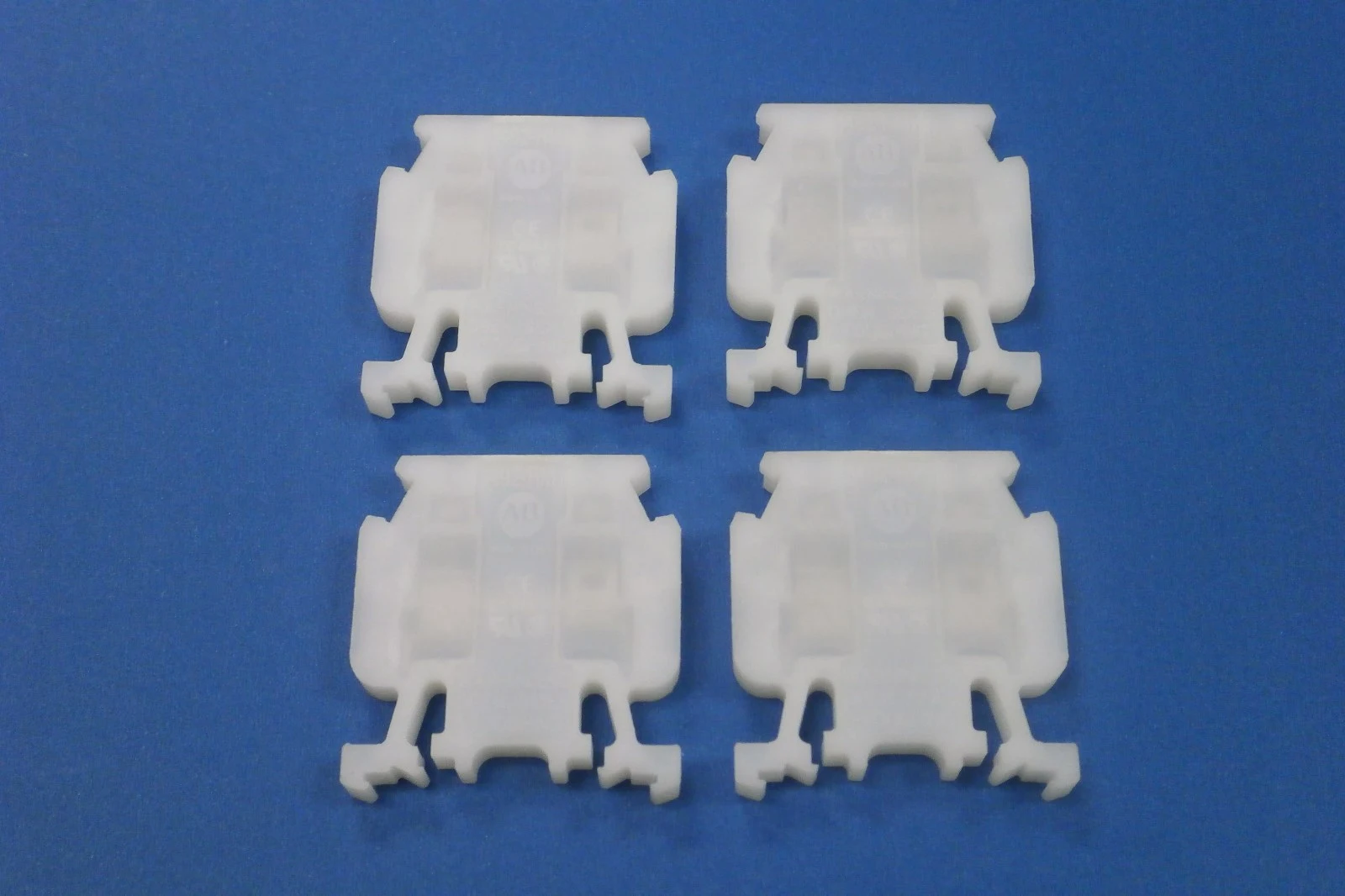 NEW Allen-Bradley 1492-HM1 White