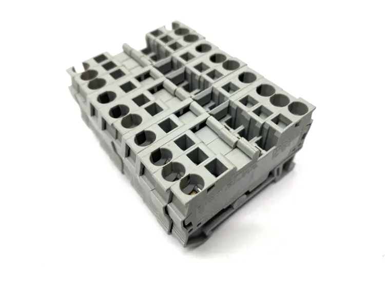 Used PHOENIX CONTACT FEED THROUGH TERMINAL BLOCK 3031445 LOT OF 10 Terminal Blocks | Maverick Industrial Sales #1103195