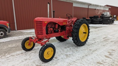 USED 1952 MASSEY-HARRIS 44GR