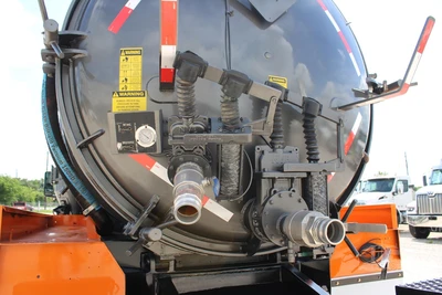 Used 2020 INTERNATIONAL MV Septic/Sewer/Vacuum Trucks Texas US | Roll Off Truck World #1491776