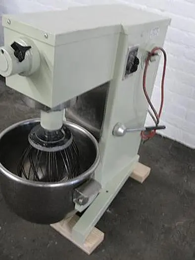 7156-310 Univex Bench Model M20 Planetary Mixer, S/N: 41510