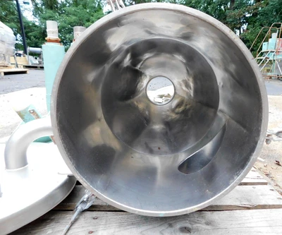 USED VAC-U-MAX RECEIVER 12 DIAMETER