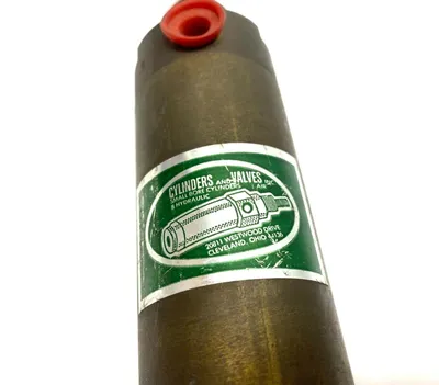 USED CYLINDERS AND VALVES PNEUMATIC CYLINDER