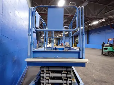 USED 2000 GENIE GS2646