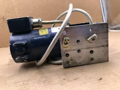 Braendle Geiger P83/30-SZ89 Gearmotor 30001/min 0.06kW 160V 0.5A 50:1