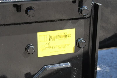 New | in-Stock 2027 PETERBILT 548 Hooklifts & Roll-Offs Texas US | Roll Off Truck World #1492004