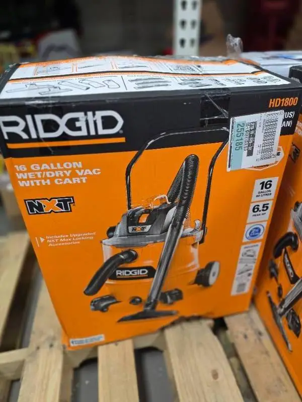 Ridgid 16 Gal wet/dry Vac with cart