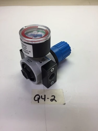 FESTO P1 MAX: 16BAR 240PSI/1,6MPa&FESTO 525725 Gauge *NEW*No Box