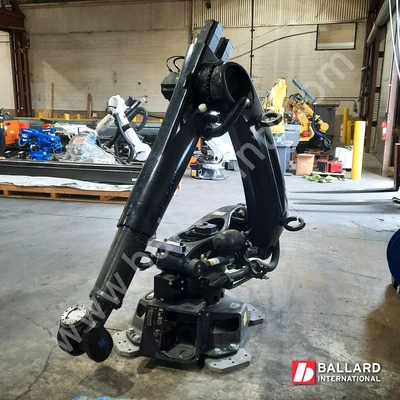 KUKA KR 120 R3900 Ultra K Robot System w/ KRC4 Controller