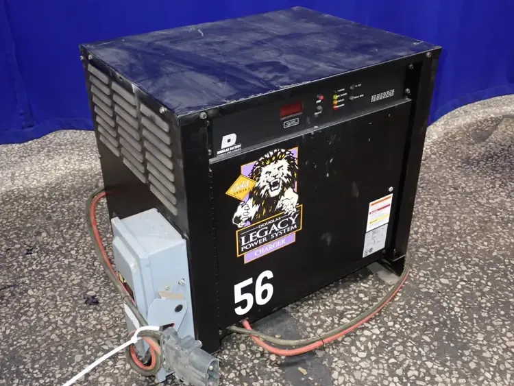 Used INDUSTRIAL BATTERY CHARGERS DLG3B24475 Material Handling (misc) Ohio US | HGR 24 #1016818