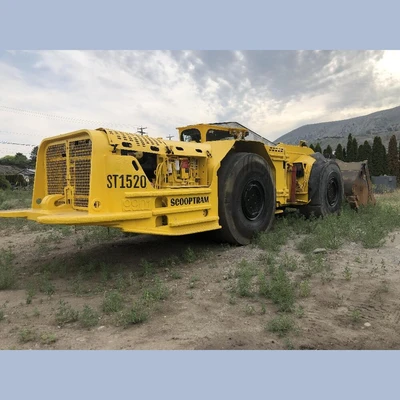 USED 2004 ATLAS COPCO ST1520