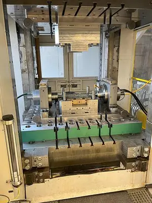 USED 2004 SCHNUPP HYDRAULIC PRESS  2,500 TONS