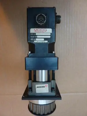 USED MOOG 303-030A