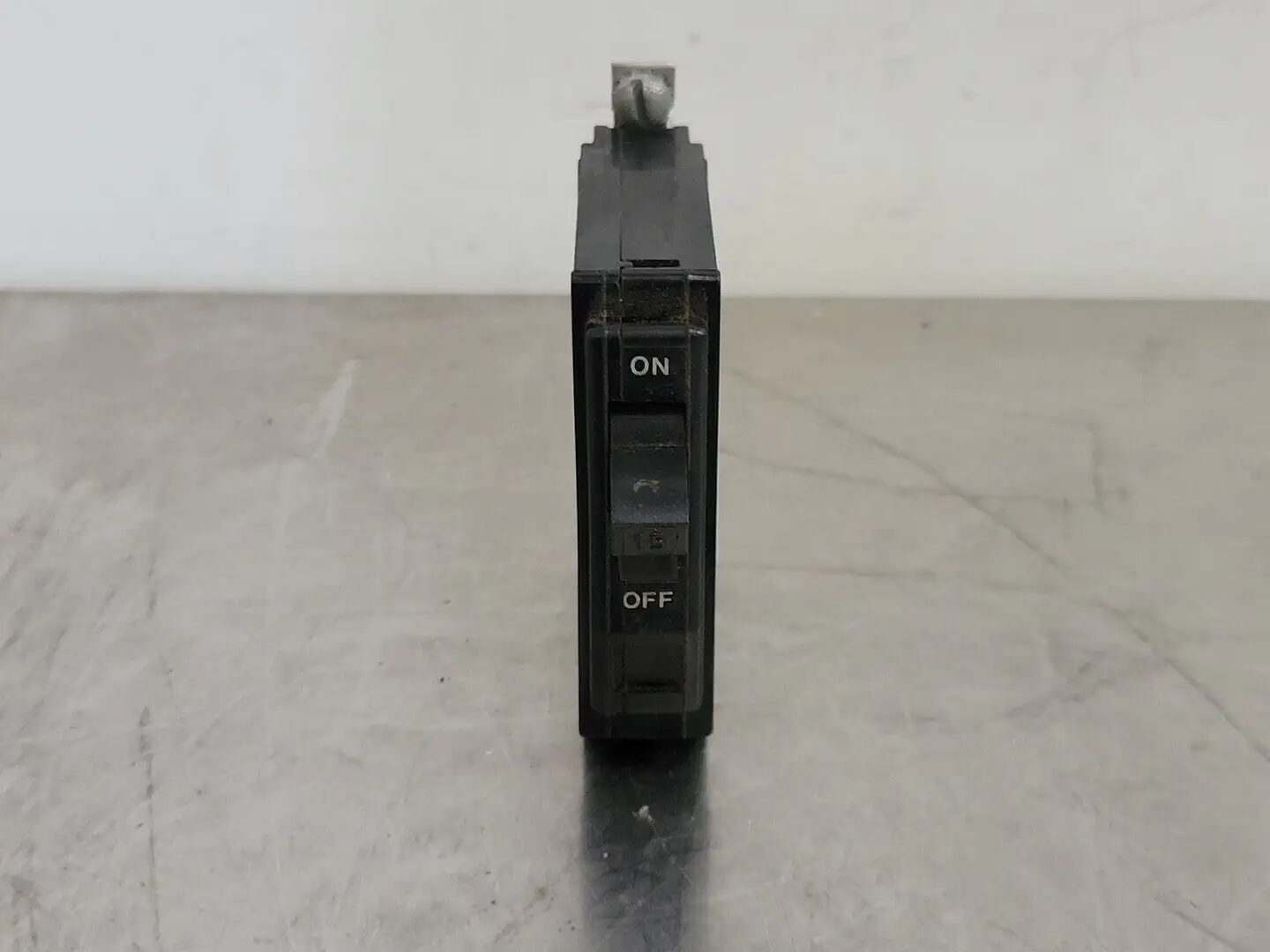 USED SQUARE D QO115