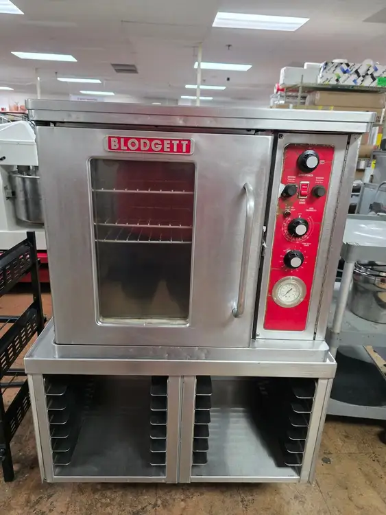 New | in-Stock Blodgett Used Blodgett CTB-1 Electric 1/2 Size Convection Oven with Stand and Casters 208V JB Electric Ovens Illinois US | Falcon Restaurant Supply #1375142