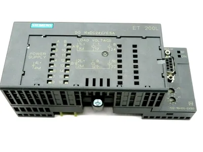 NEW SIEMENS DIGITAL OUTPUT MODULE