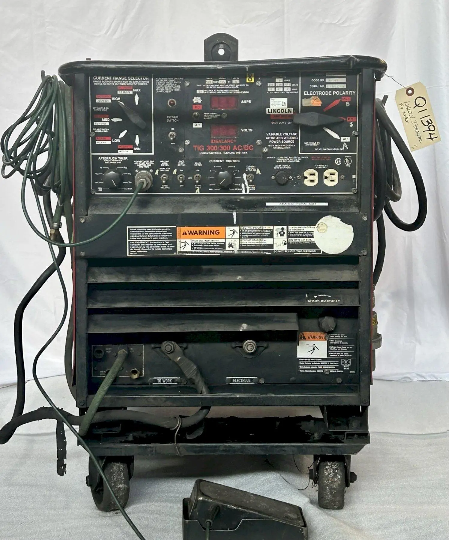 Used 1994 Lincoln TIG 300/300 AC/DC Welders, Tig Q11394 | Great