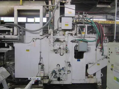 LYLE 150FH Thermoformer Web Fed Type | Perry Equipment (17)