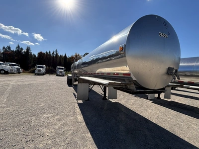 Used 2008 WALKER MILK TANKER TRAILER Liquid Supply Trailers Michigan US | Miedema Asset Management Group #1709536