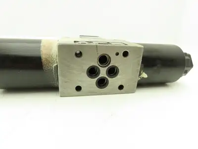 Tokimec DG4V-3-6C-M-P7-H-52 Hydraulic Directional Solenoid Valve 24VDC