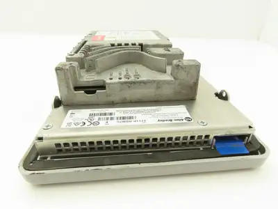 Allen Bradley 2711P-B7C4A8 PanelView Plus 700 Keypad/Touch W/Module 2711P-RDB7C