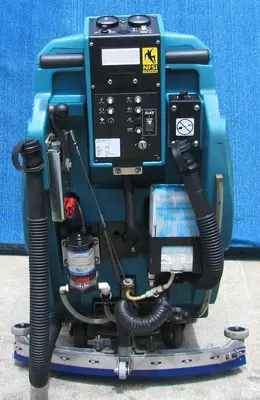 USED TENNANT M5400
