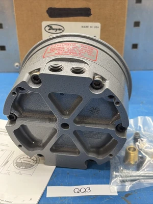 NEW Dwyer 4304