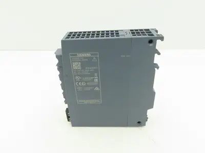 Siemens 6GK5-615-0AA00-2AA2 SCALANCE S615 5-Port Industrial LAN Router SINEMA RC