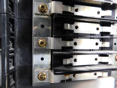 Square D NA Electrical Panel & Distribution Boards | Equipment Recovery Corp. (9)