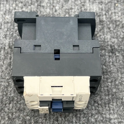 Used Schneider Electric LC1D09BD PLC Contactors California US | Davliegogo LLC #1706575