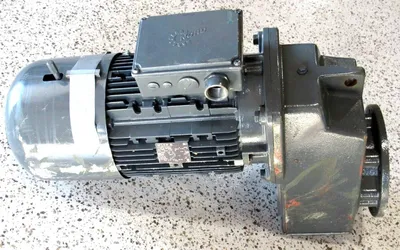 USED NORD 4282AFH-132S/4CUS GEARMOTOR 32.04:1 230/460V 7.5HP SK132S/4CUSBRE60HL