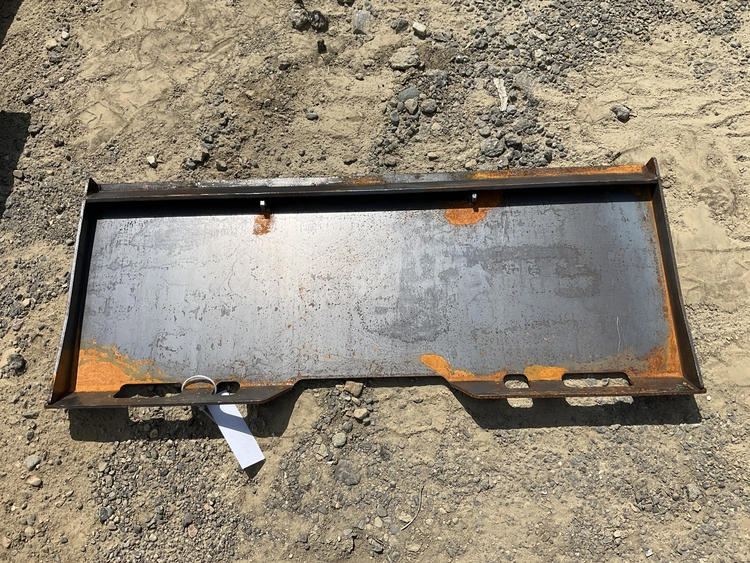 Used WOLVERINE QMP3-16-6T QUICK ATTACH MOUNTING PLATE Construction Equipment Parts Michigan US | Miedema Asset Management Group #1487916