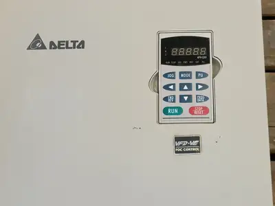 USED DELTA ELECTRONICS INC VFD300V43A-2