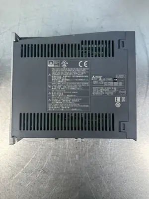 Mitsubishi MR-J3-100BS Servo Drive 200-230v-ac 170v-ac 1kw (BIN-1.2.4)