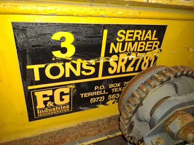 3 TON X 17’ F&G / LOAD LIFTER UNDER-SLUNG POWERED CRANE: STOCK #22971