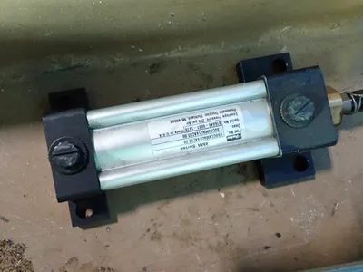 Pneumatic Assortment Lot
