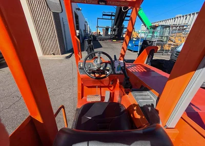 USED 2013 JLG SKYTRAK 10054